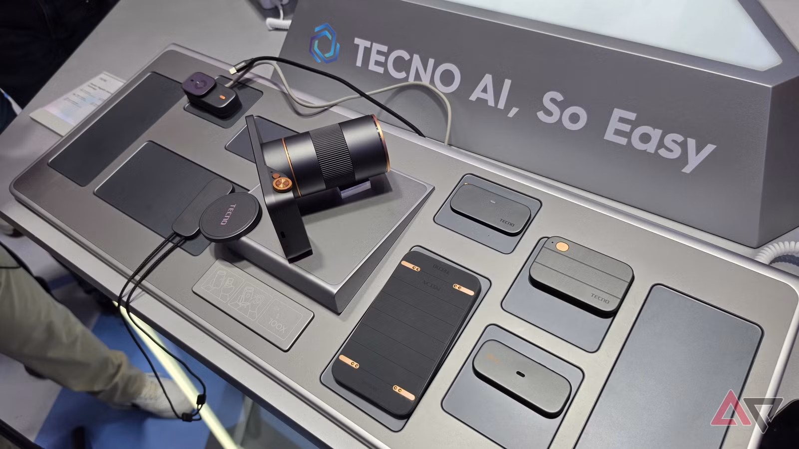 صورة توضيحية - سرق هاتف ذو مفهوم معياري MWC 2026 لكن هل يريد أي شخص واحدًا حقًا؟