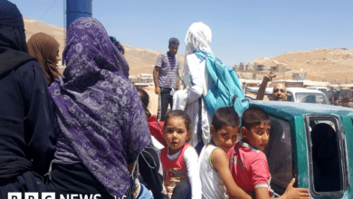 آلاف اللاجئين السوريين في لبنان يعودون خشية تصاعد المواجهات بين إسرائيل وحزب الله