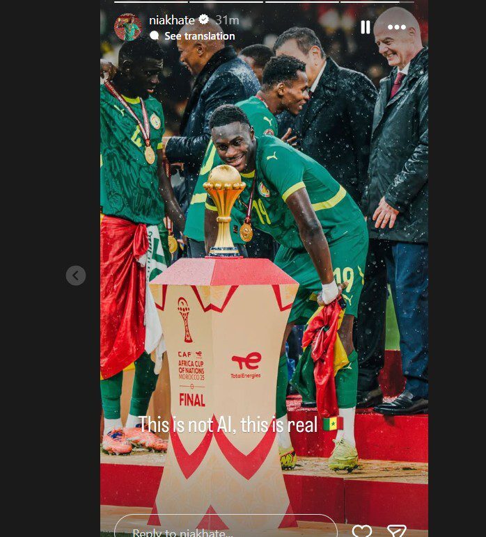 أول لاعب سنغالي يعلق على سحب لقب كأس إفريقيا من منتخب بلاده ومنحه للمغرب