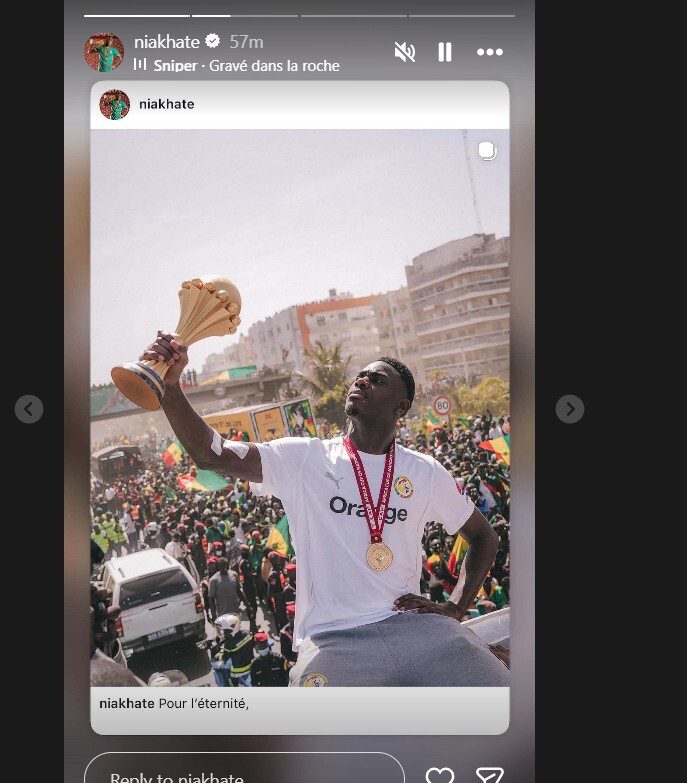 أول لاعب سنغالي يعلق على سحب لقب كأس إفريقيا من منتخب بلاده ومنحه للمغرب