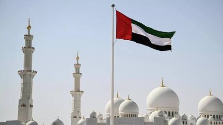 الإمارات: الدفاعات الجوية تتصدى لهجمات صاروخية وطائرات مسيرة الإمارات: الدفاعات الجوية تتصدى لهجمات صاروخية وطائرات مسيرة