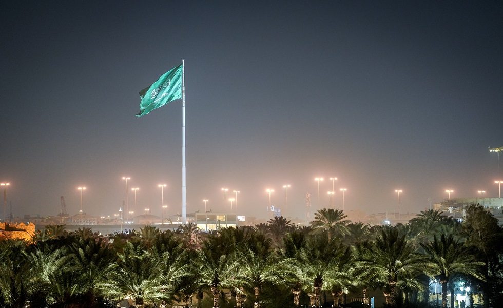 الدفاع السعودية تعلن اعتراض 9 مسيرات بالربع الخالي كانت متجهة إلى حقل شيبة