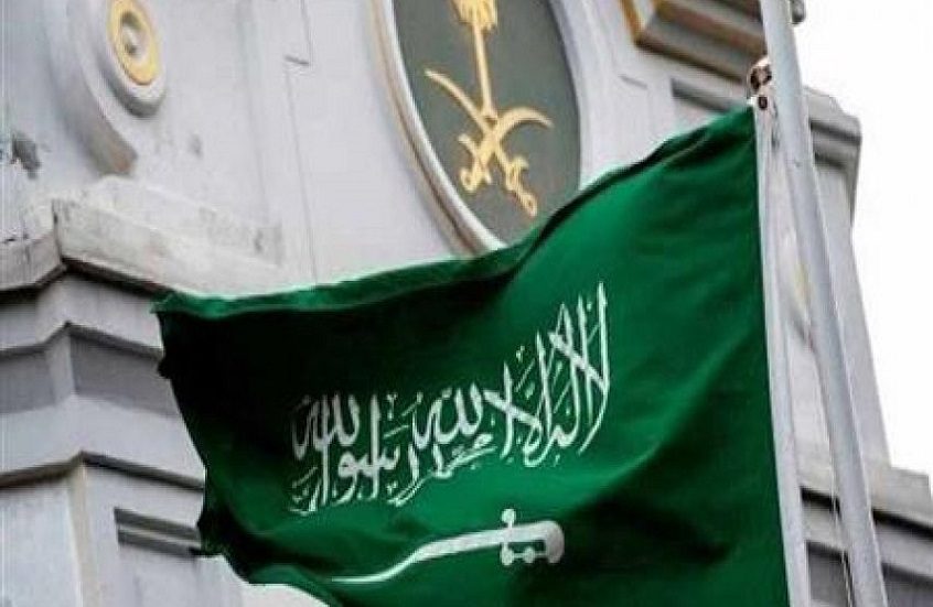 السعودية تطرد الملحق العسكري بسفارة إيران ومساعده و3 آخرين وتطالبهم بمغادرة المملكة