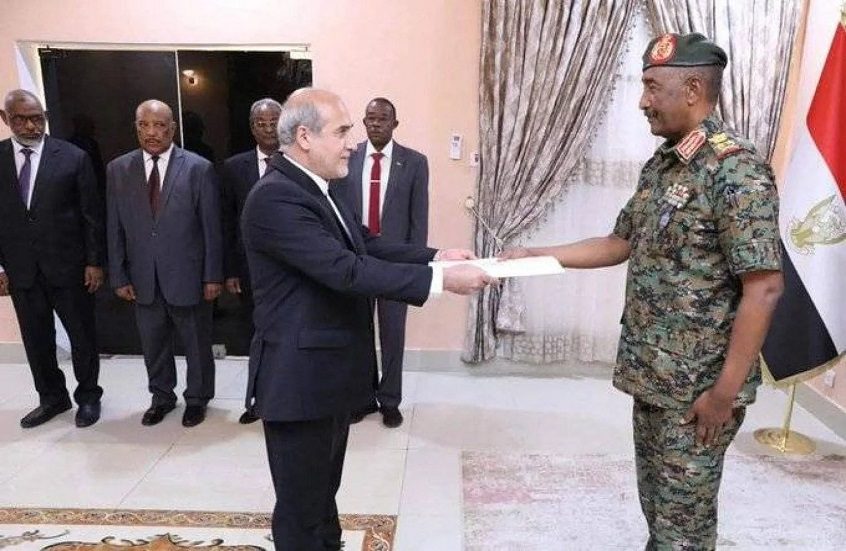 السودان.. وفد إيراني يزور بورتسودان ويعقد اجتماعات مغلقة مع البرهان