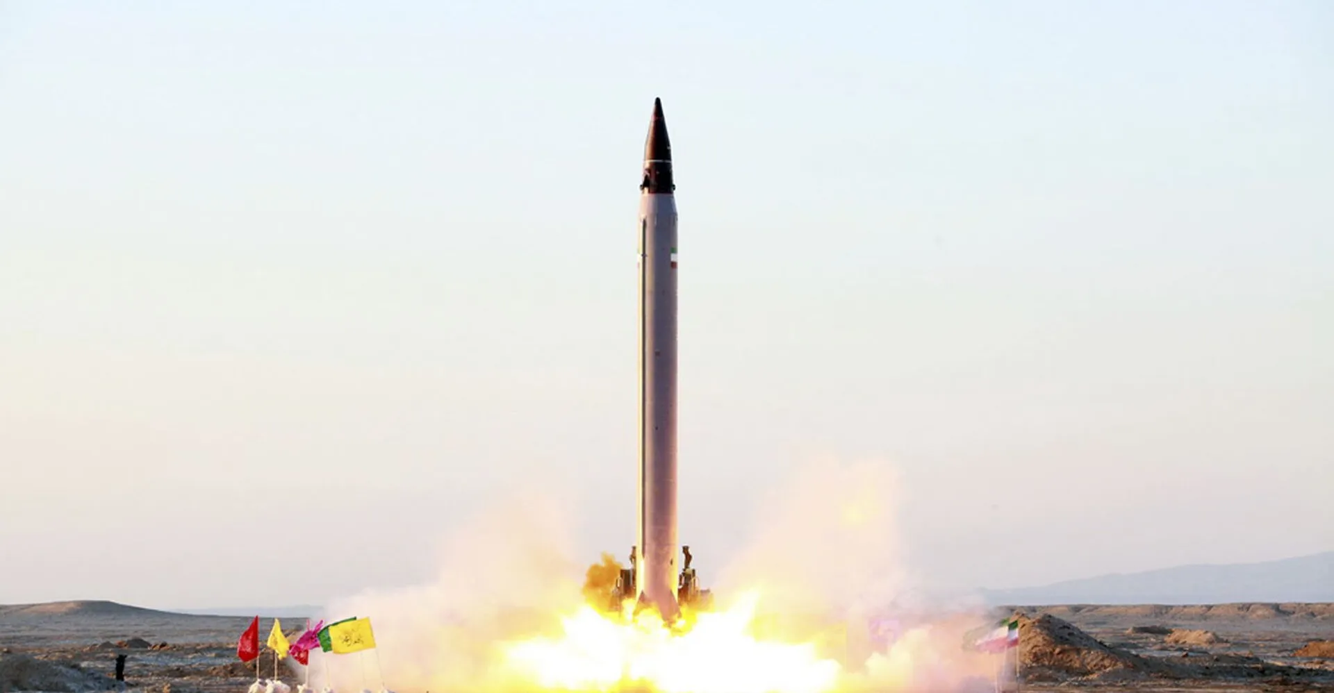 ايران تطلق دفعة جديدة من الصواريخ باتجاه اسرائيل