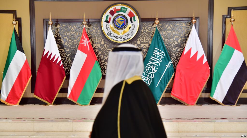 حرب إيران تدفع دول الخليج لإعادة تقييم سياساتها الاستثمارية الخارجية.. ما الذي سيحدث؟