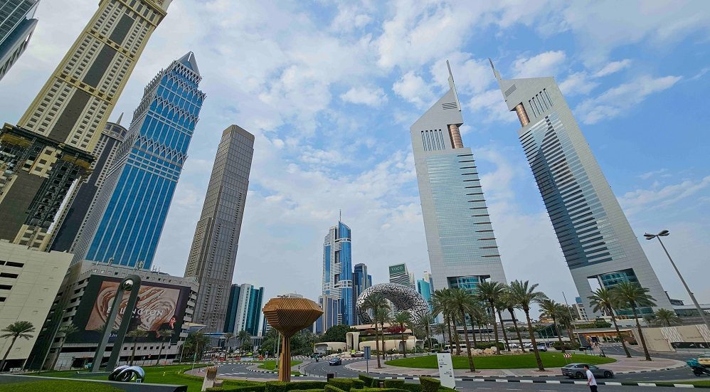 حكومة دبي تعلن عن تعرض الإمارة لهجوم وتؤكد أن الإنفجارات ناتجة عن اعتراضات ناجحة