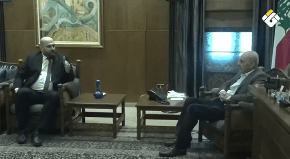 رئيس مجلس النواب نبيه بري يستقبل وزراء ومسؤولين لمتابعة آثار العدوان على لبنان