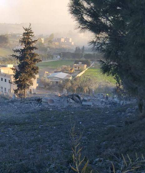 غارة “إسرائيلية” على بلدة تبنين جنوبي لبنان وسقوط عدد من الشهداء