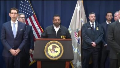 قراصنة موالون لإيران يخترقون الحساب الشخصي لمدير FBI