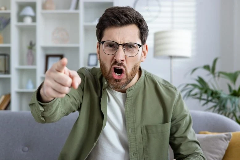 هل البشر عنيفون بطبيعتهم؟ يتحدى العلماء الافتراضات التي طال أمدها