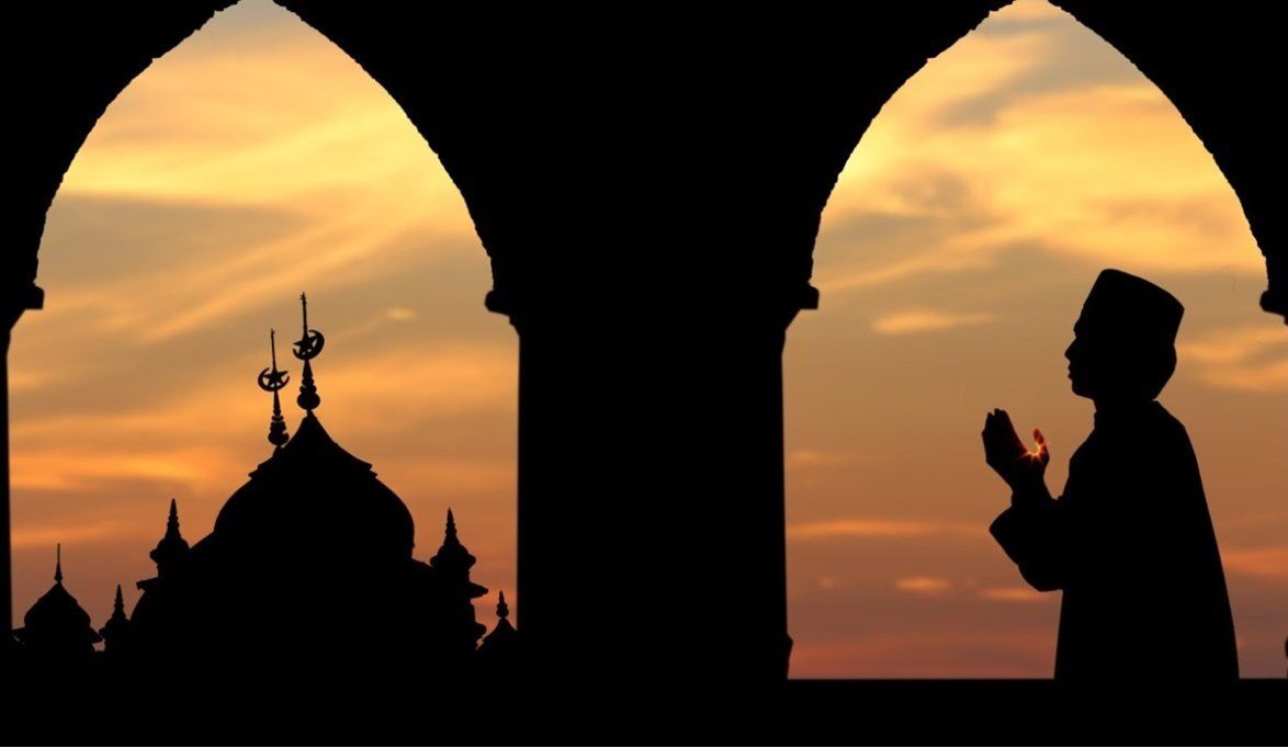 صورة مميزة: هل موعد الفجر غير صحيح في مصر؟ .. دار الإفتاء ترد