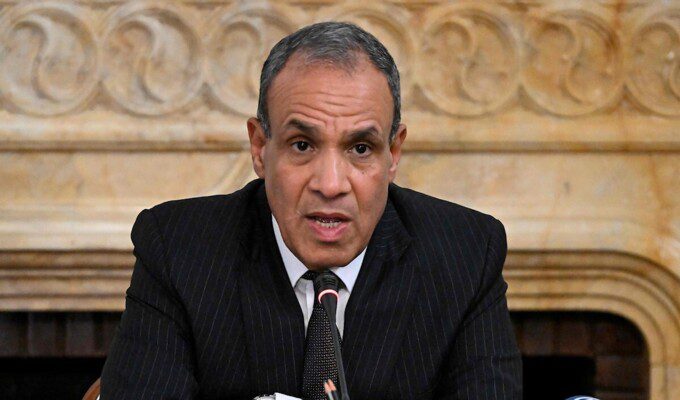 وصول وزير الخارجية المصري الى بيروت