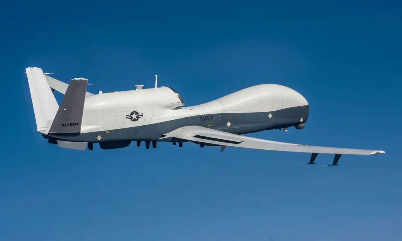 اختفاء طائرة استطلاع أمريكية من طراز MQ 4C Triton فوق الخليج العربي بعد إرسال إشارة استغاثة webp
