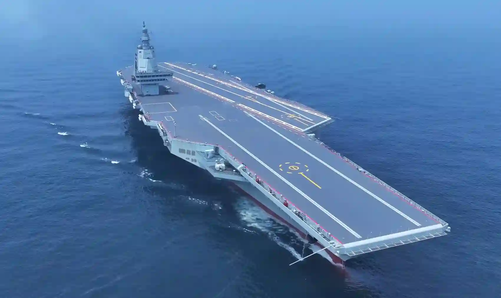 الصين تؤكد إجراء تجارب على حاملة الطائرات فوجيان 1 webp