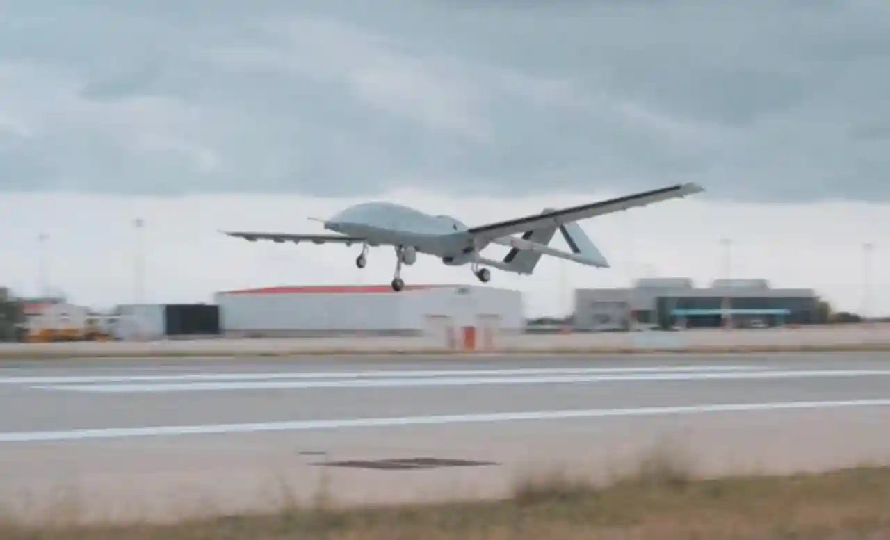 النسخة البحرية من طائرة بيرقدار بدون طيار الشهيرة جاهزة لرحلتها الأولى webp