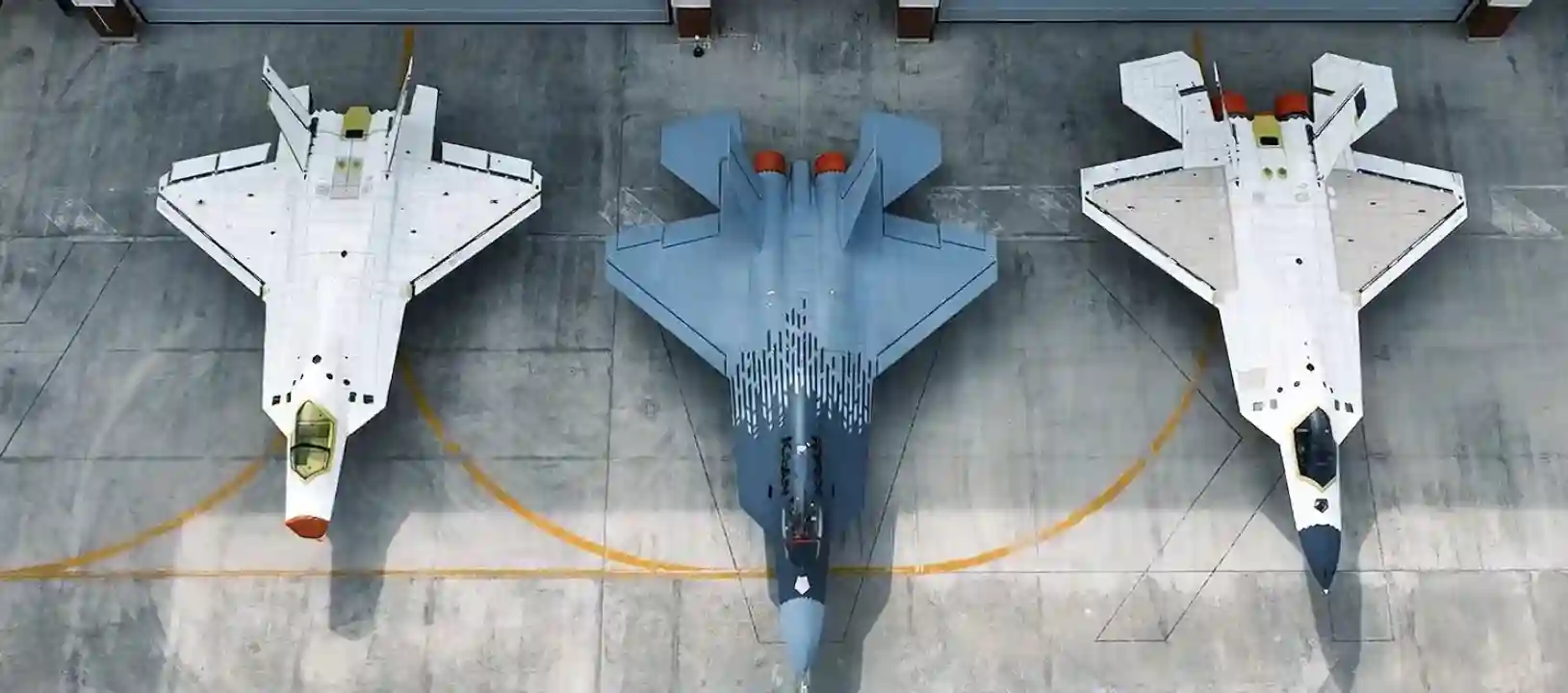 تركيا تكشف ثلاثة نماذج أولية من مقاتلة كآن KAAN الشبحية في الذكرى الثانية لرحلتها الأولى webp