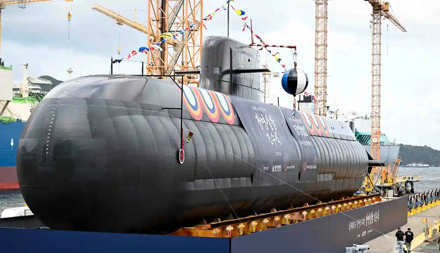 كوريا الجنوبية تطلق أول غواصة KSS III Batch II وسط اهتمام دول عربية بها webp