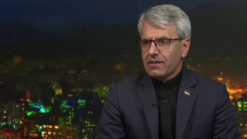 إيران تدافع عن القيود المفروضة على مرور مضيق هرمز