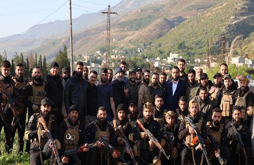 سوريا.. توقيف أقارب المتهم الرئيسي بمجرزة التضامن ومخاوف في قريته من أعمال انتقامية