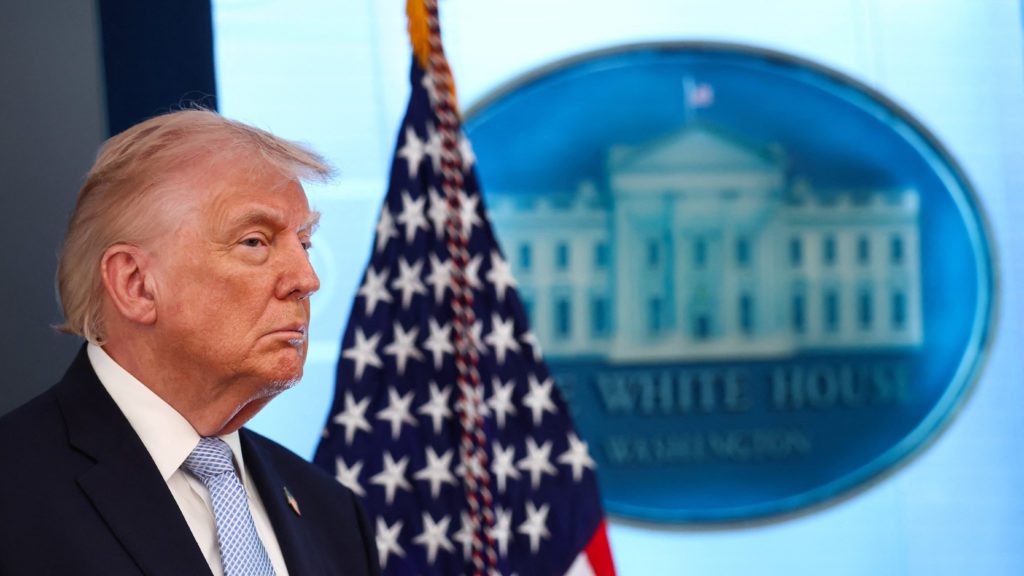 2026 04 06T180059Z 886265997 RC2TJKAAJSMT RTRMADP 3 IRAN CRISIS USA TRUMP 1024  215 576 jpg