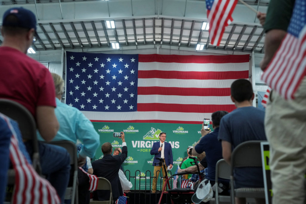 2026 04 11T175332Z 698170336 RC25NKA8QI6H RTRMADP 3 USA ELECTION VIRGINIA REDISTRICTING 1024  215 683 jpg