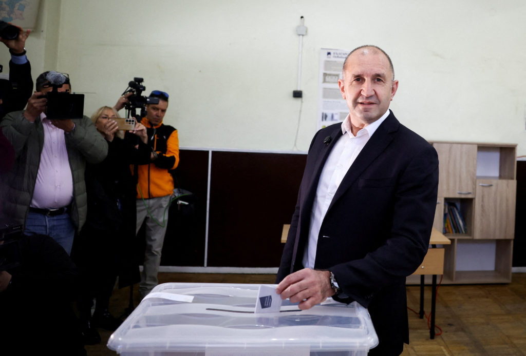 2026 04 19T101048Z 1917746094 RC27SKANIH9N RTRMADP 3 BULGARIA ELECTION 1024  215 694 jpg