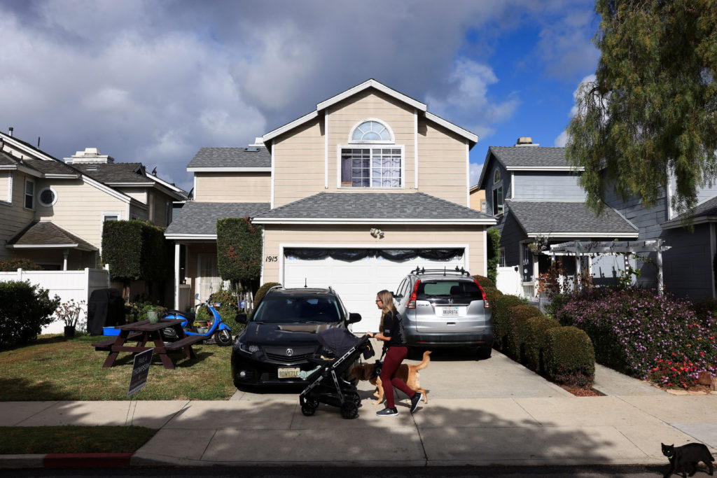 2026 04 26T160849Z 2095725597 RC24XKAP4X2H RTRMADP 3 USA TRUMP DINNER SUSPECT 1024  215 683 jpg