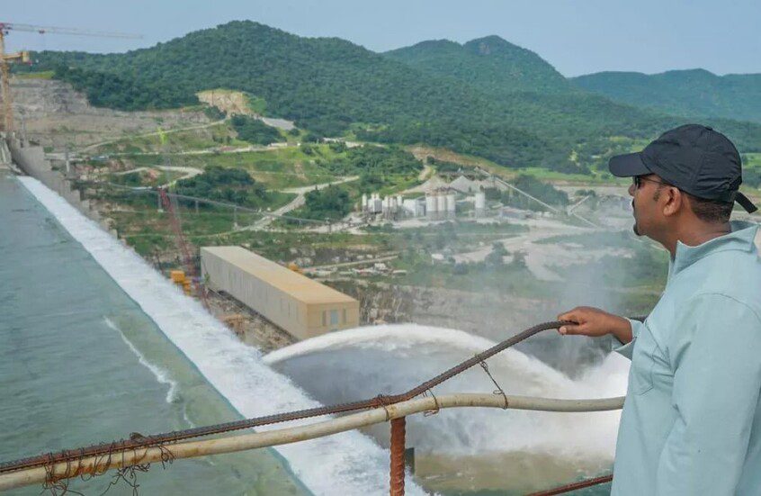 مصر تبلغ الصين رسالة حادة موجهة لإثيوبيا