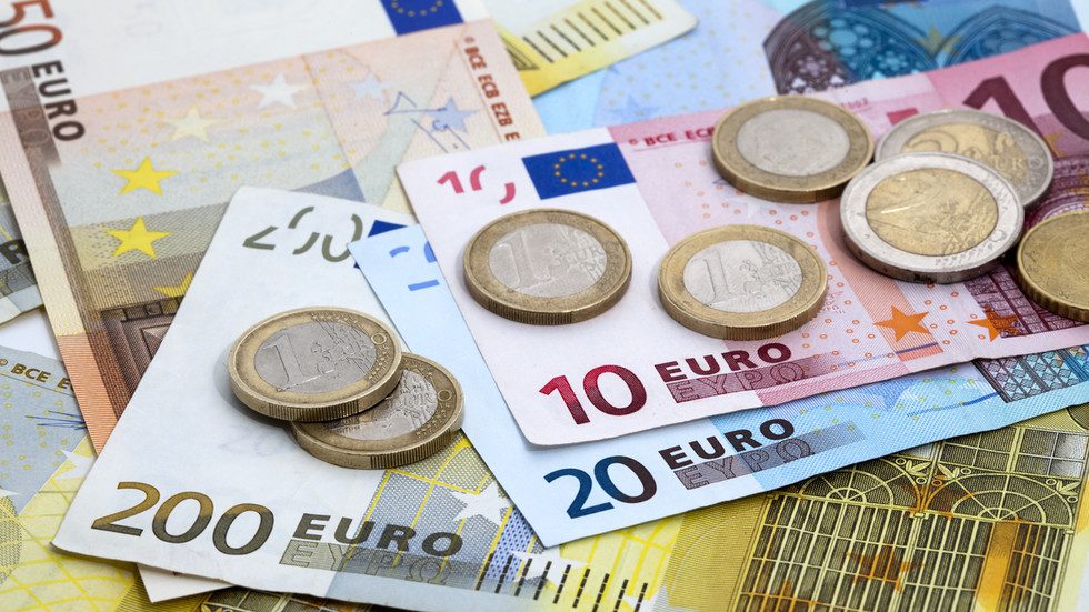 69d53ea785f5406ebc3a1d4b jpg