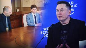 يرفع Musk دعوى قضائية لإقالة الرئيس التنفيذي لشركة OpenAI