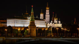 رد فعل الكرملين على هزيمة أوربان في الانتخابات المجرية