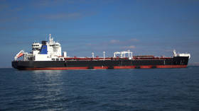 روسيا تقدم مساعدات نفطية بينما تمنع الولايات المتحدة صادرات إيران   