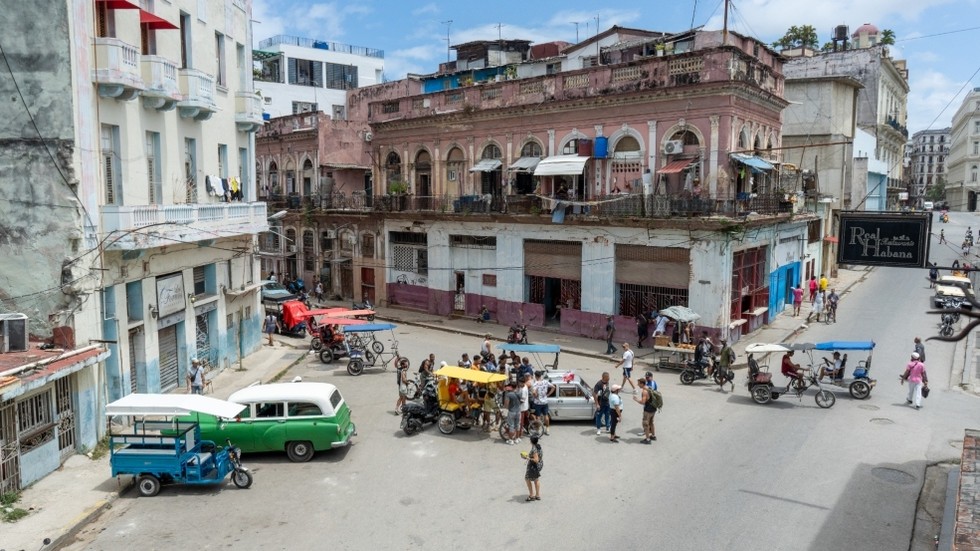 69e44e3b2030273886068e92 jpg