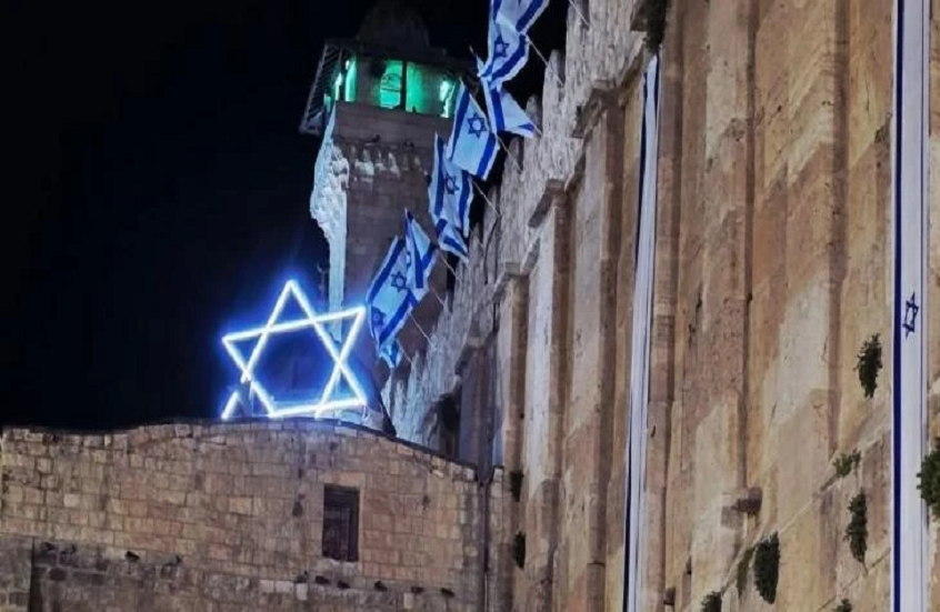 69e53c9e4c59b730dd5b9218 png