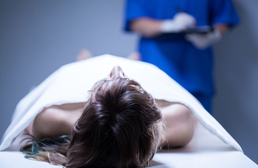 هاتف فنان أمريكي شهير متهم باعتداء جنسي وقتل قاصر يكشف عن 