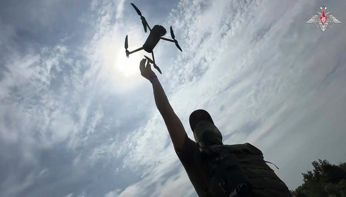 AP25231177789022 jpg