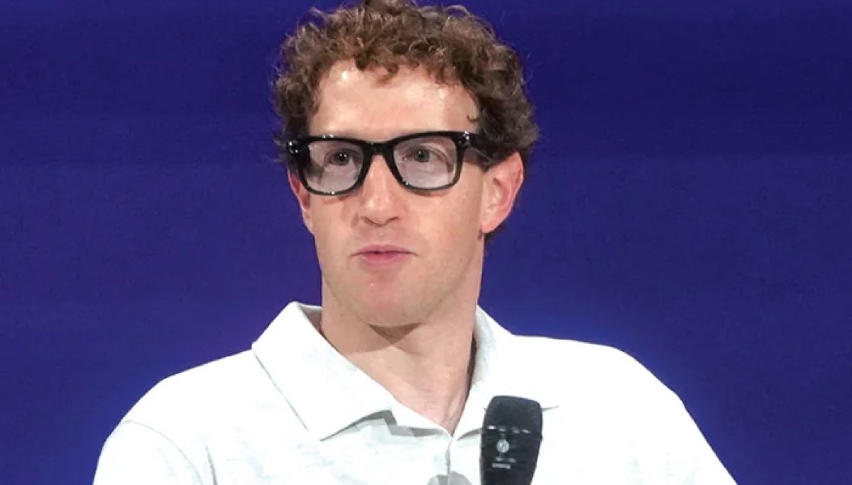 YL Zuckerberg 082025 webp