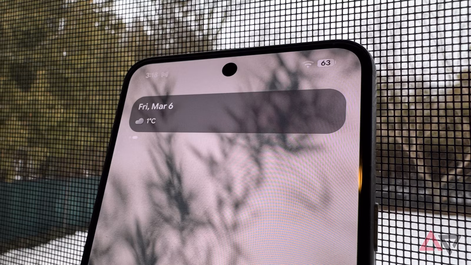 at a glance contrast jpg