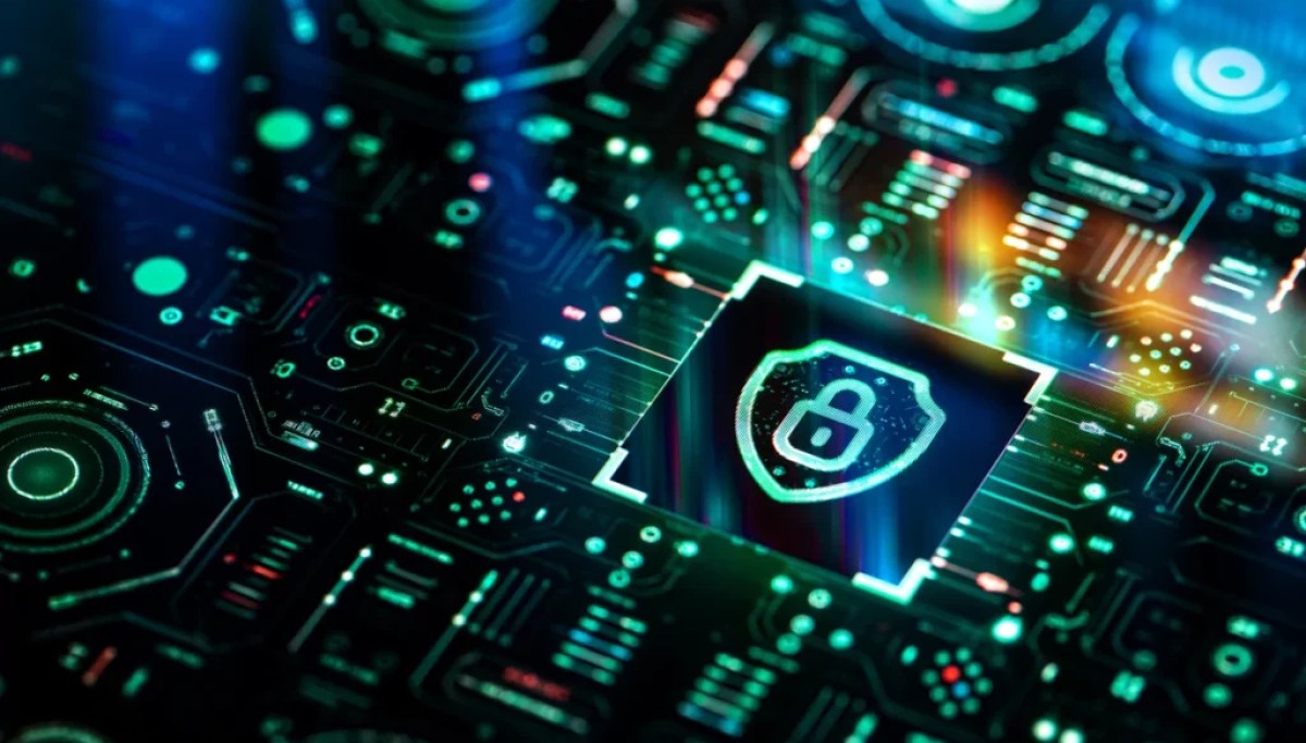 circuit internet crowdstrike cyber e1776104093813 webp