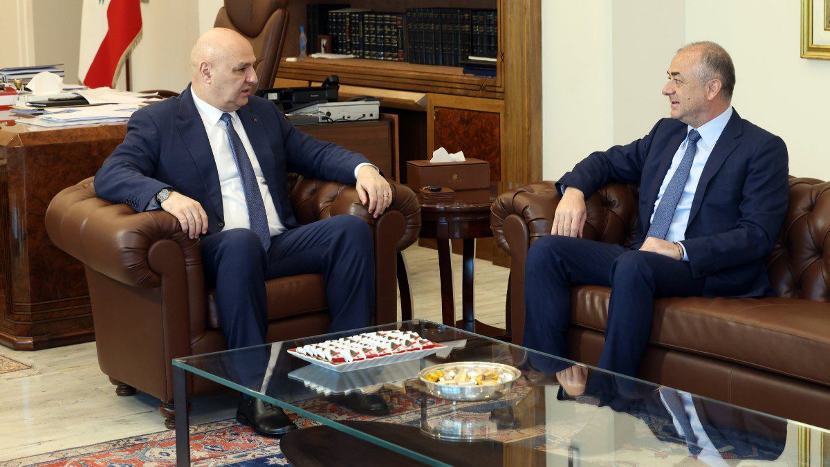 manar 367cf6fab53d36b0 jpg