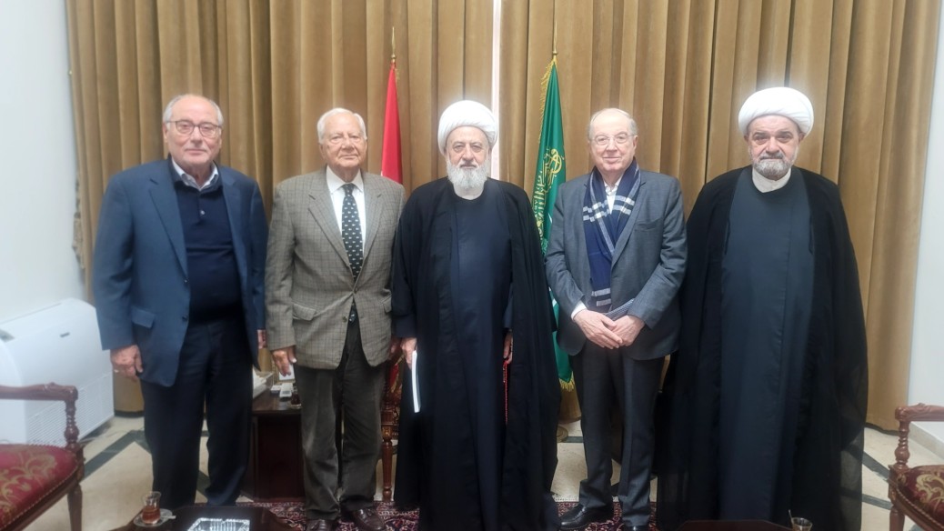 manar fc070dc26711adf3 jpg