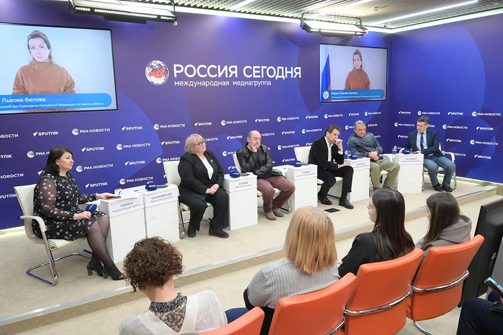 ria 9153319hr a9f jpg