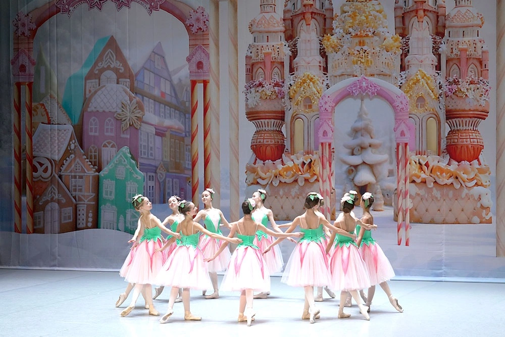 vals cvetov balet schelkunchik 1000 00d jpg