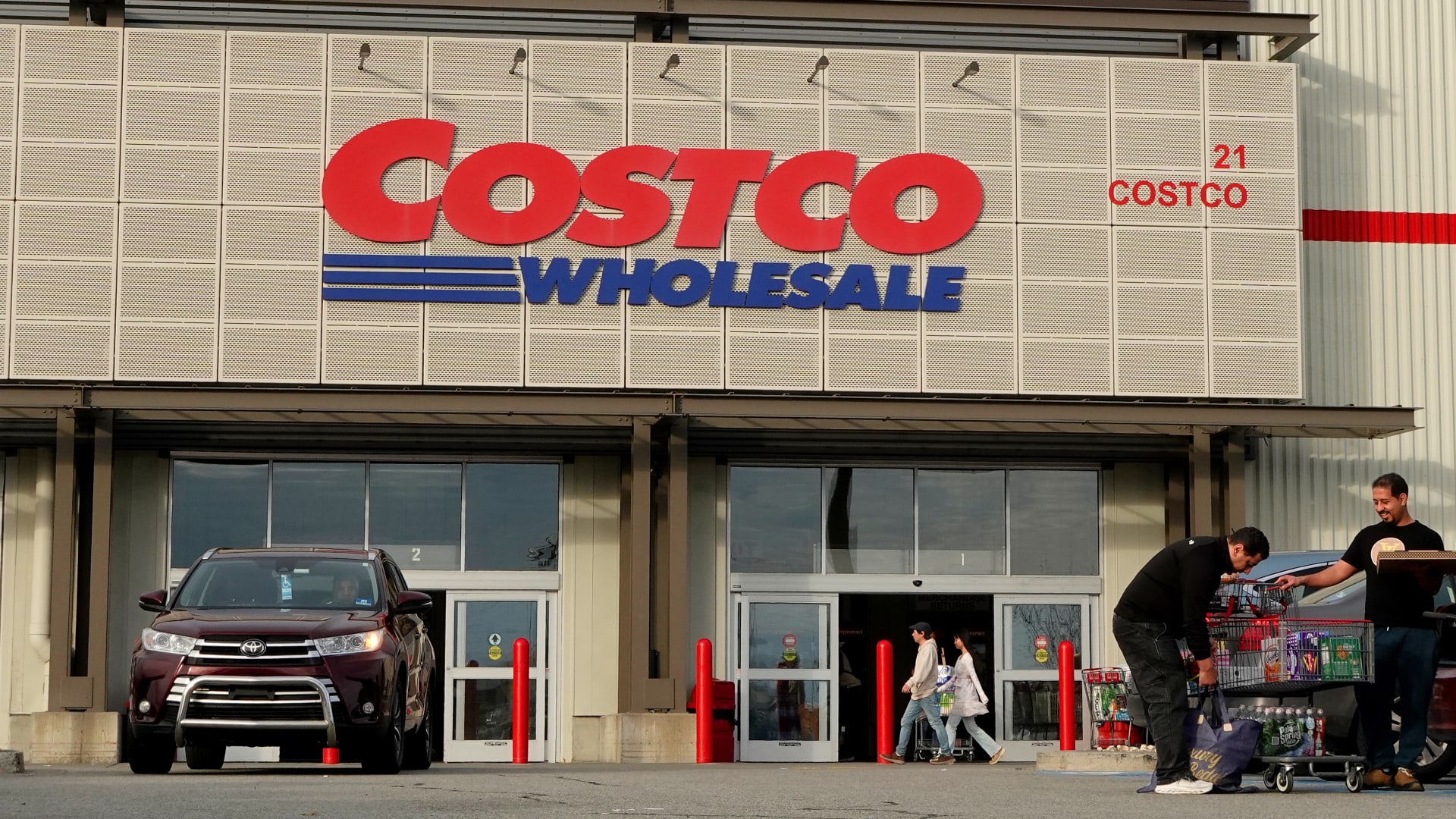 108312873 1779919794702 gettyimages 2267767868 dsc2664 costco06 03212026 jpeg