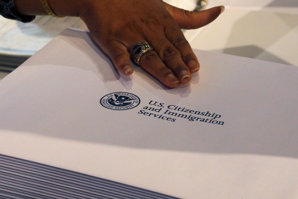 2018 07 18T191619Z 1506837021 RC1DA436B7F0 RTRMADP 3 USA IMMIGRATION NATURALIZATION 1024  215 683 jpg