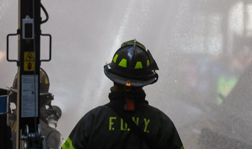 2023 04 19T174345Z 438896765 RC2SH0AQYK2H RTRMADP 3 NEW YORK BUILDING COLLAPSE 1024 215 605 jpg