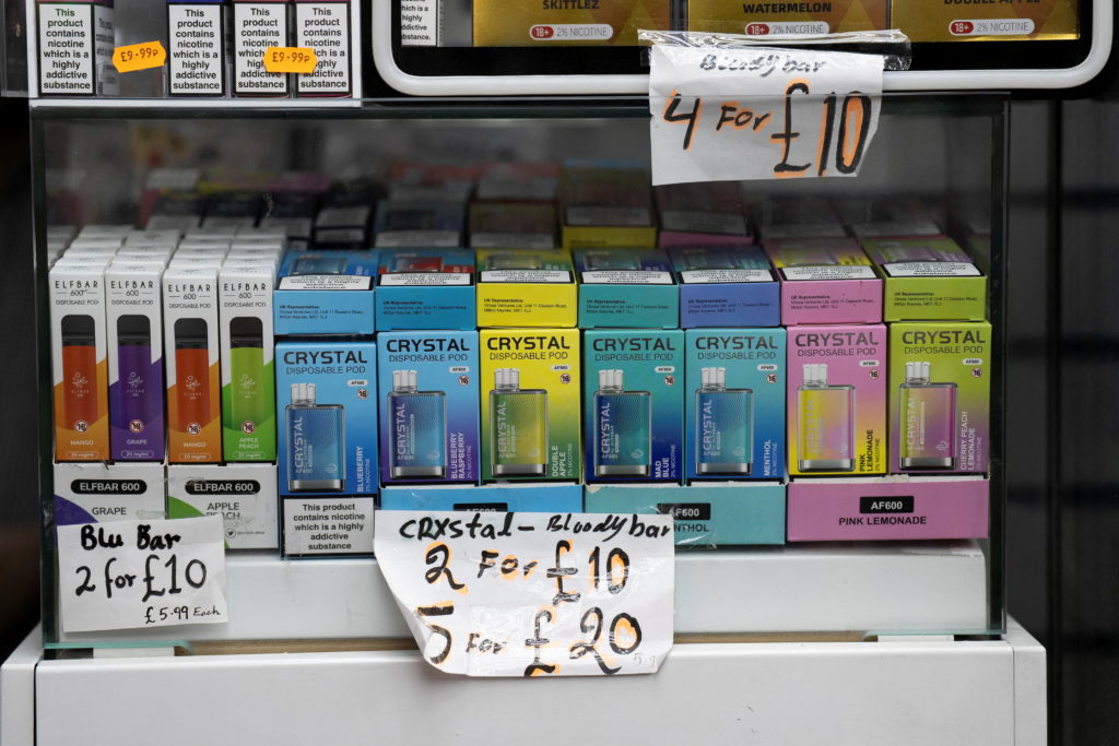 2025 05 30T153529Z 1605007238 RC2DSEAUW1PB RTRMADP 3 BRITAIN VAPES 1024  215 683 jpg