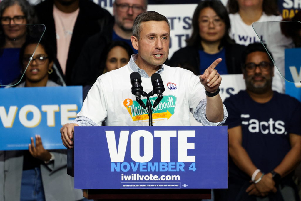 2025 11 01T224130Z 209179257 RC2YNHAIIW8T RTRMADP 3 USA ELECTION NEW JERSEY GOVERNOR 1024  215 683 jpg