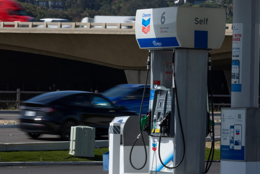 2026 04 30T213952Z 829005973 RC2SZKA5AVO5 RTRMADP 3 IRAN CRISIS CALIFORNIA GASOLINE 1024 215 683 jpg
